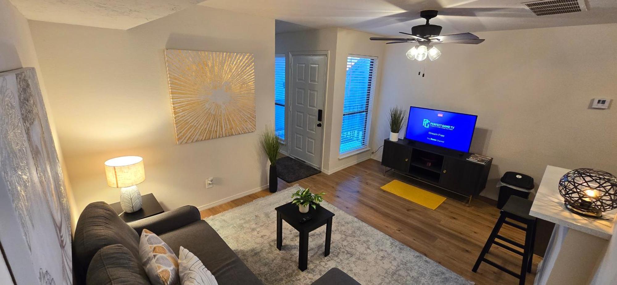 Cozy Updated Cove Of Heaven, 5Mins To Lake Hefner! Oklahoma City Eksteriør billede